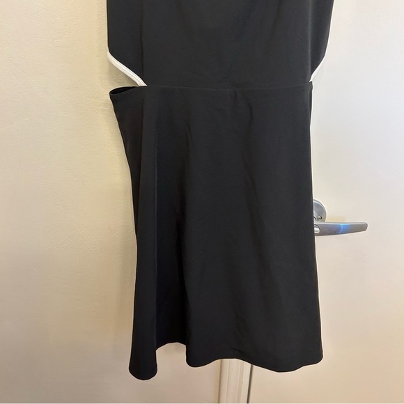 Abercrombie & Fitch Side Cutout Traveler Mini Dress Black White Size LP - Picture 5 of 10